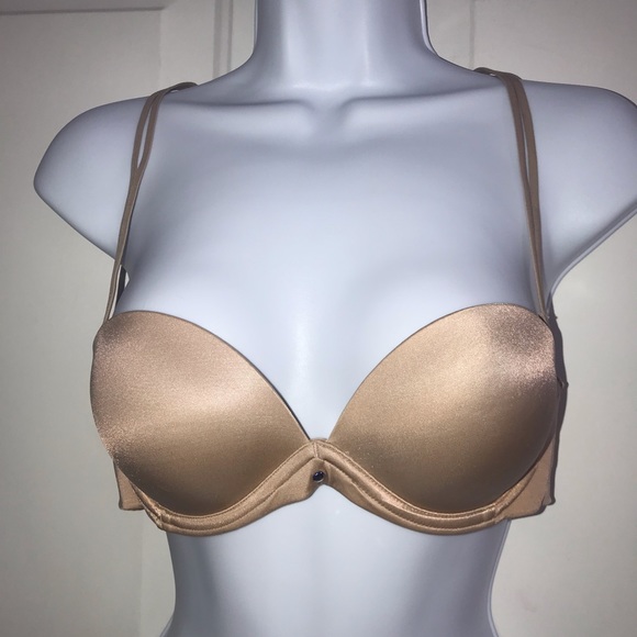 VS Bras 34a Strapless Very Sexy Fabulous Nude